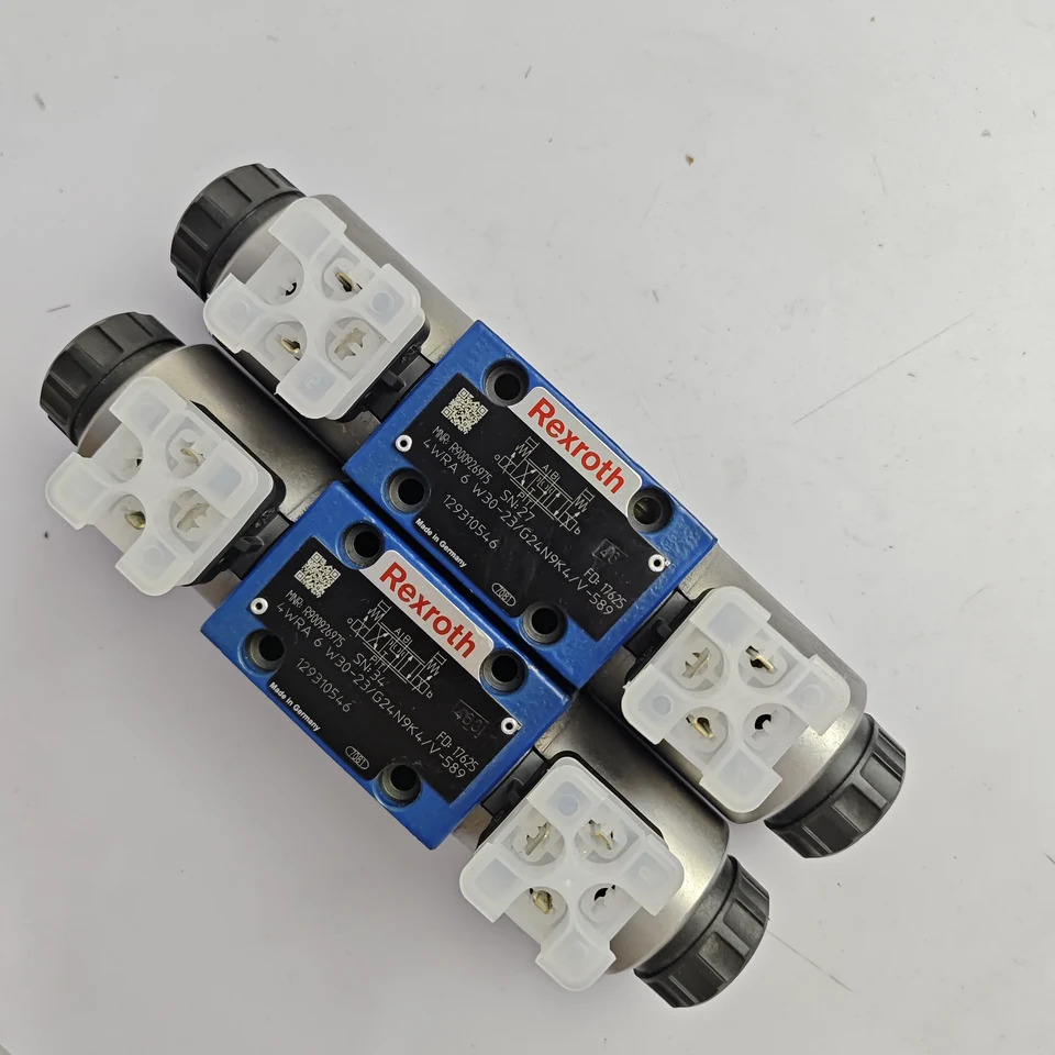 Rex roth 비례 방향 밸브 R900926975 4WRA6W30-2X/G24N9K4/V-589