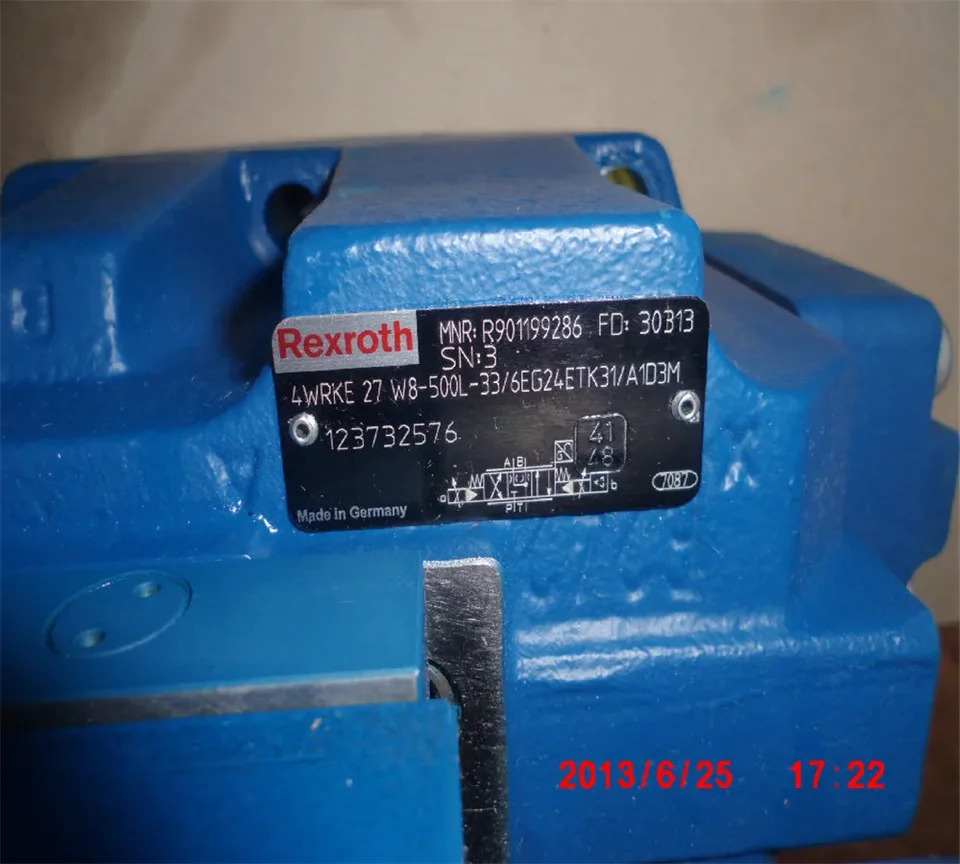 비례 서보 밸브 4WRAE10E 60-22-G24K31-F1V