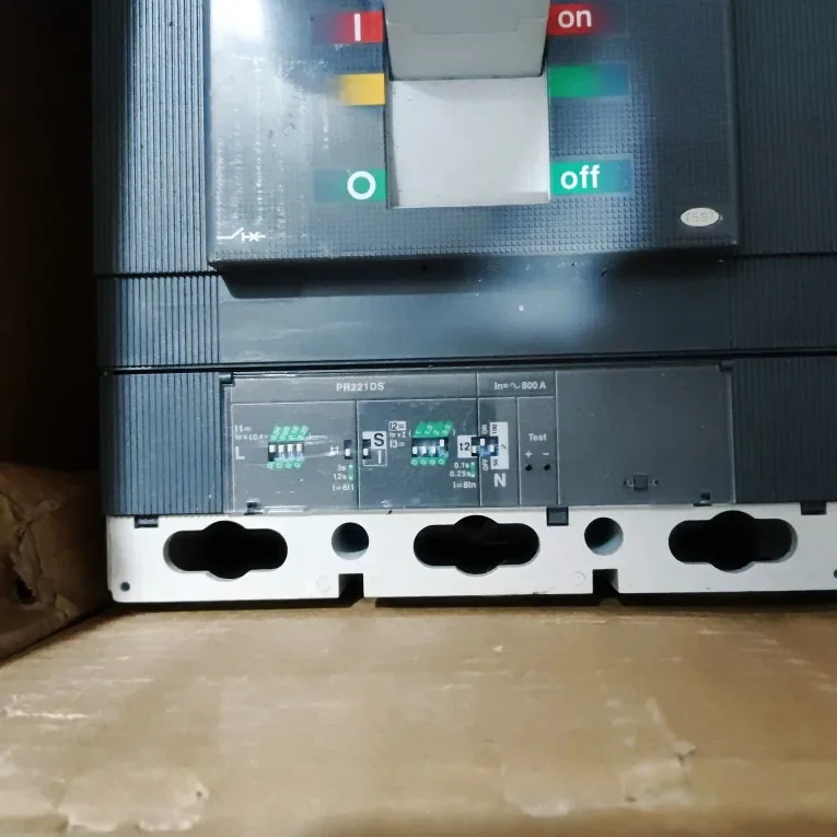 ABB T6N800 PR221DS-LSI 3P 800A