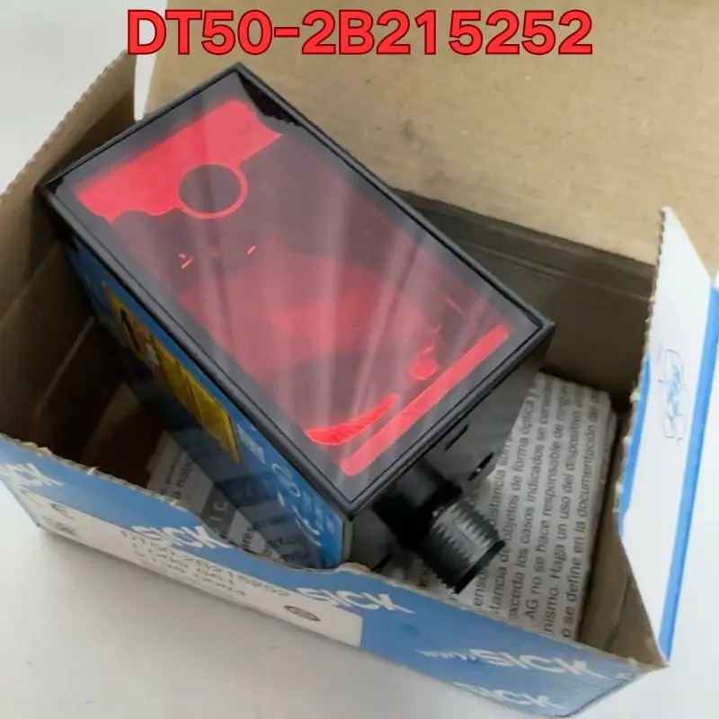 DT50-2B215252 센서