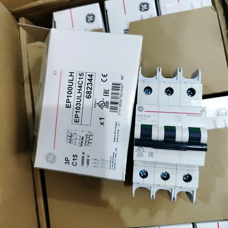GE EP100ULH 3P C15 EP103ULH4C15 682344