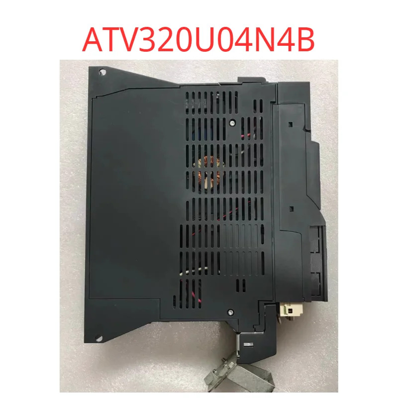 AC 스피드 드라이브 좋은 외관 ATV320U04N4B 신