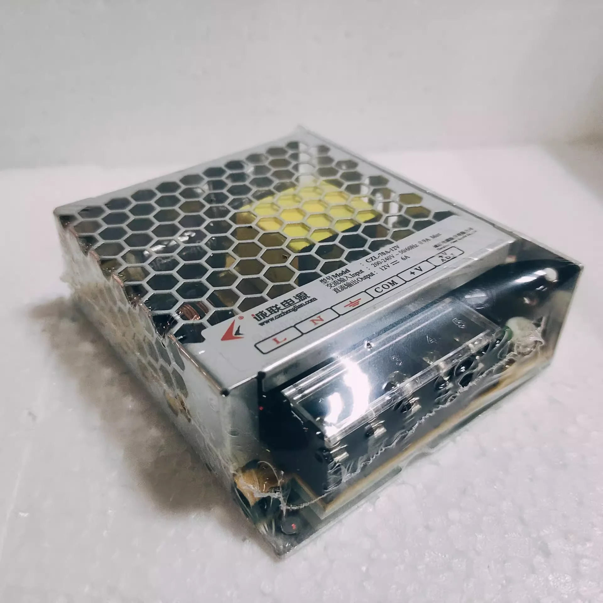CHENGLIAN 12V6A 70W CZL-70A-12V 24V3A CZL-70A-24V 새 전원공급장치