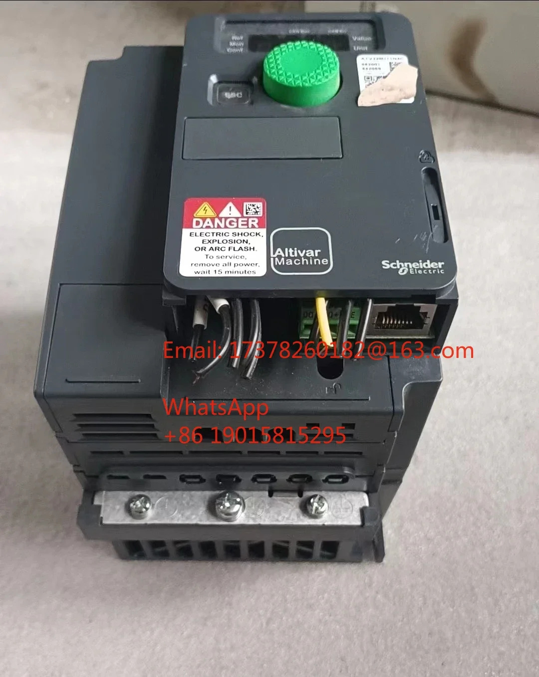 ATV320U11N4C 리퍼된 인버터 1.1KW 기능이 정상적으로 실행됩니다.
