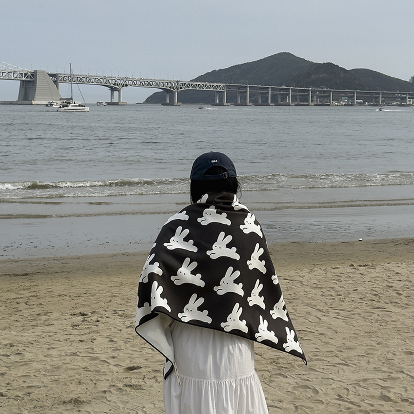 모노 러빗 비치타올 바캉스 바다 물놀이 수영 대형 타월 130x180cm, 단일 색상 - 상세 이미지 4