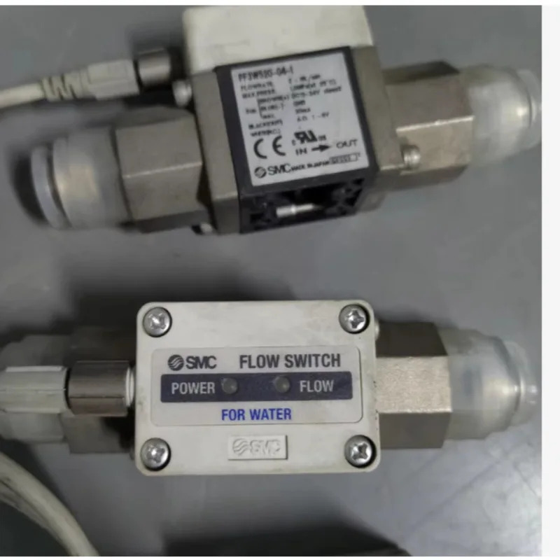 SMC 디지털 스위치 PF3W520-04-1