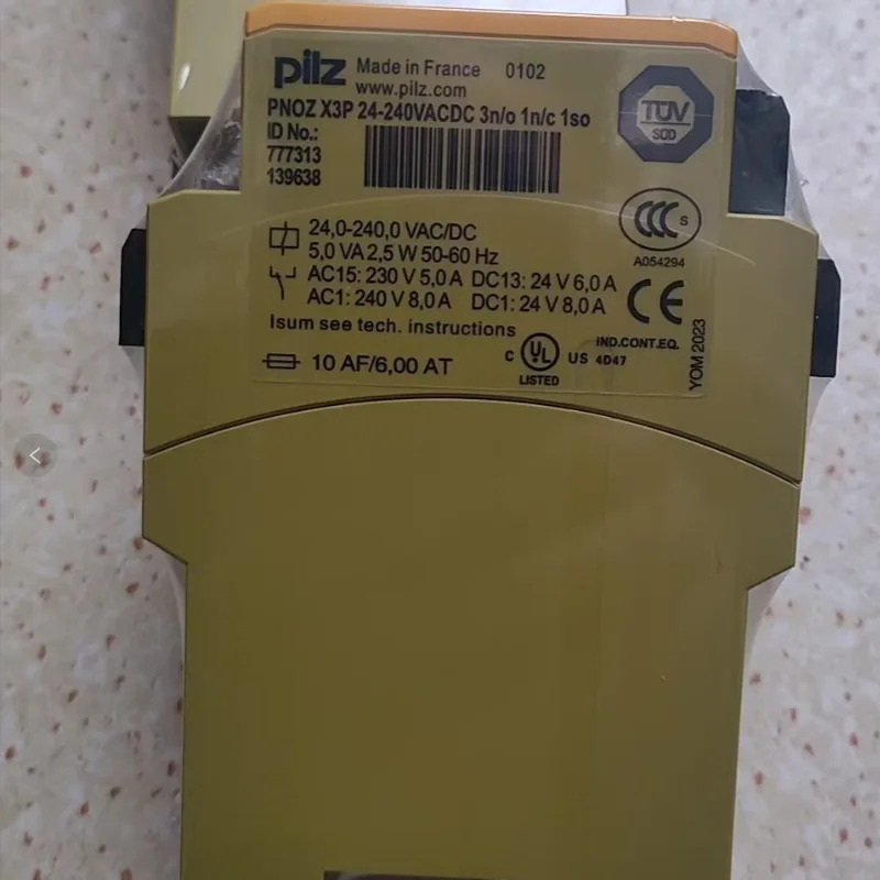 안전 릴레이 필즈 PNOZ X3P 24-240 VACDC 납품 777313