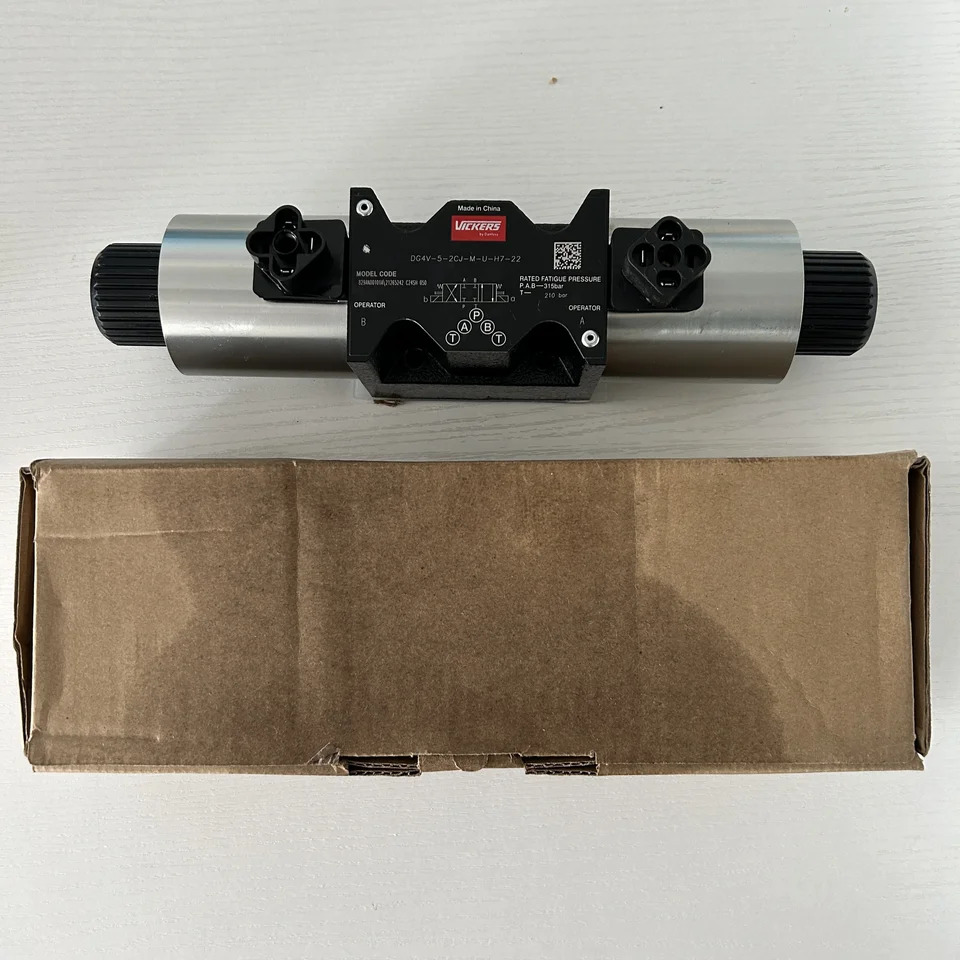 DG4V-5-2CJ-M-U-H7-22 전자기 반전 유압 밸브 DN10 직경 120L 유량 315BAR 압력
