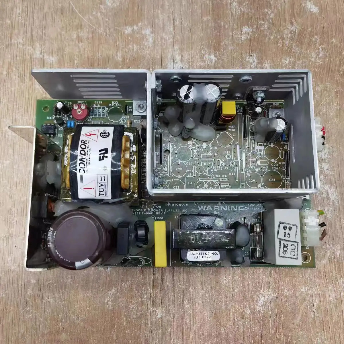 CONDOR 15V5.3A 80W 전원공급장치 GPM80-15거새 원본 PSU 새 처럼 작동