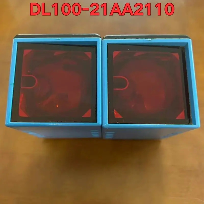 리퍼 DL100-21AA2110 레이저 거리 측정기 센서 기능 정상