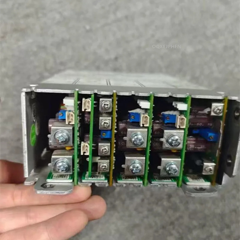 TDK-LAMBDA VEGA 650 650W 전원공급장치 V60BWTX V60F7CJ 리퍼 것처럼 작동