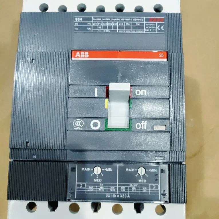 ABB S5H400 4P R320 후면 배선