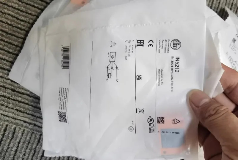 IFM IN5212 센서 오리지널