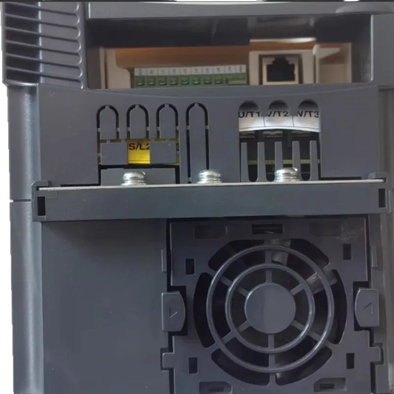 ATV71 인버터 ATV71HU30N4Z