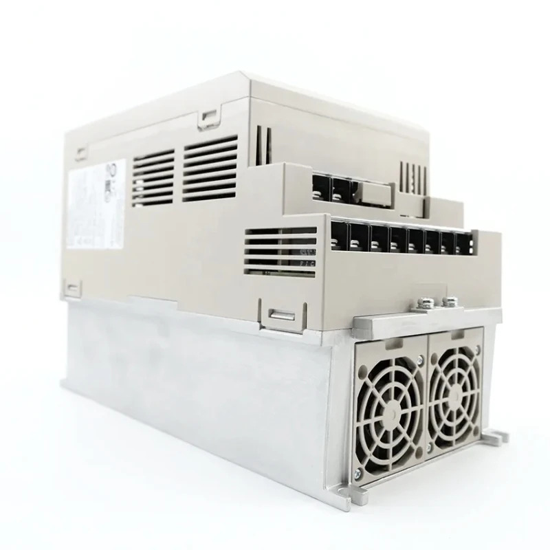 Yaskawa 서보 드라이브 신형 SGD7S-550A00B202 신속
