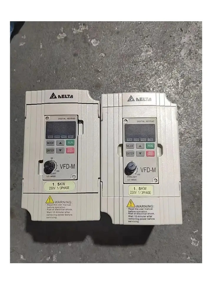 리퍼 완료 주파수 변환기 신 VFD015M21A