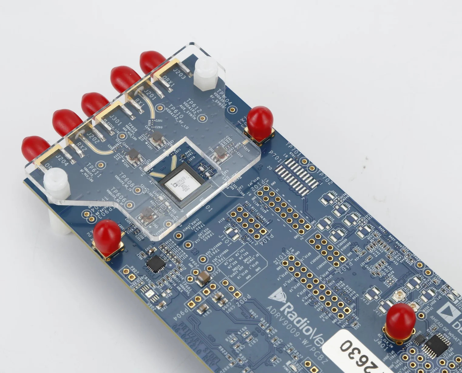 ADRV9009 소프트웨어 무선 RF 도터 보드