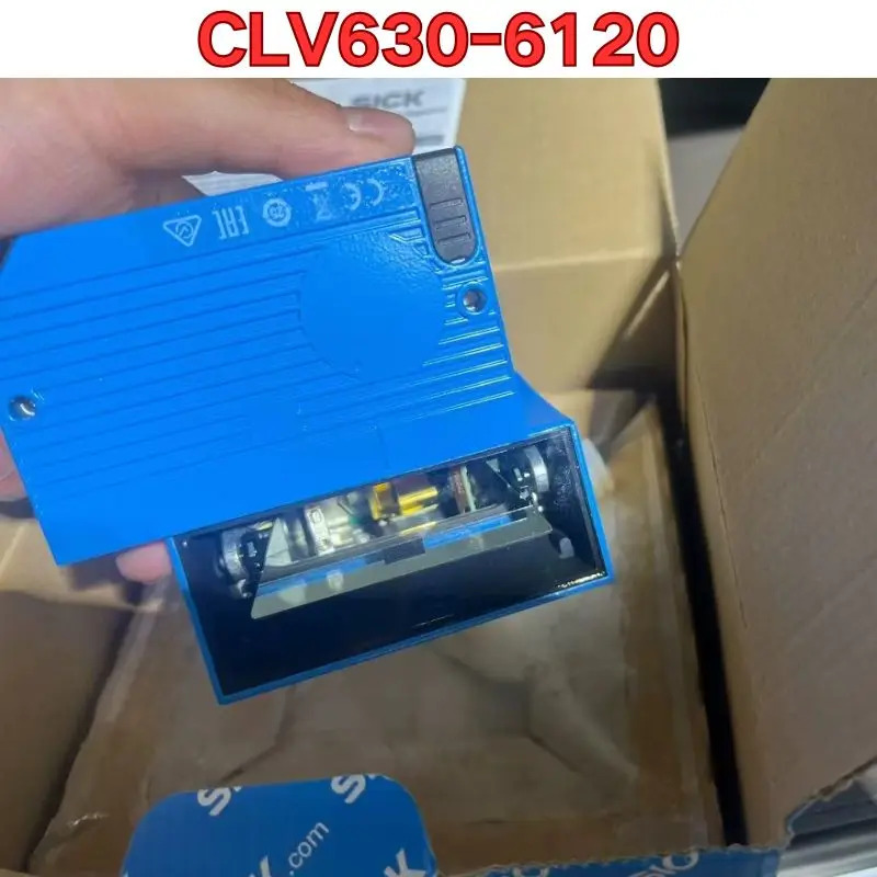 오리지널 CLV630-6120 코드 스캐너 신