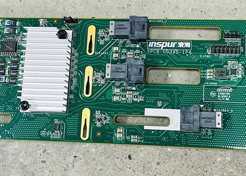 2U12 3.5인치 12G SAS RAID 확장기 백플레YZCA-00395-101