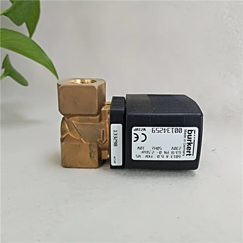 burkert 솔레노이드 밸브 6013 A 6.0 FKM MS G3/8 00134259