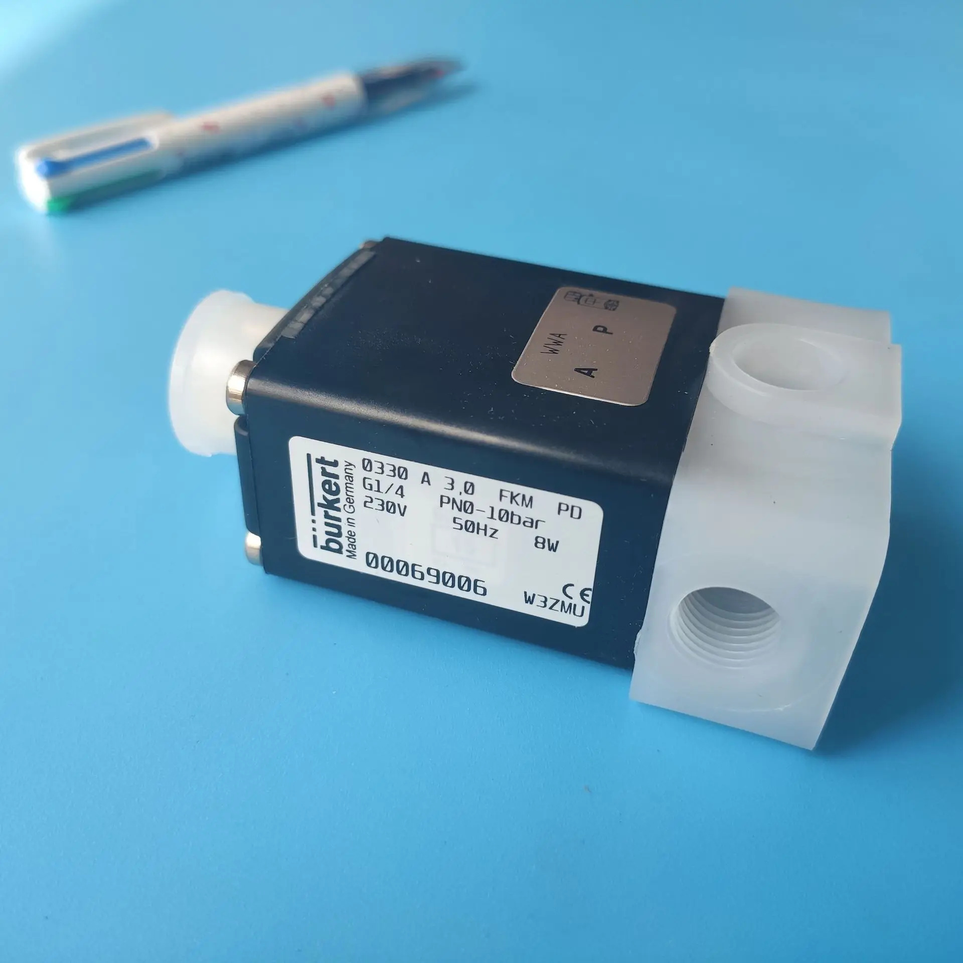 BURKERT0330 솔레노이드 밸브 A 3.0 FKM 00069006 00019078