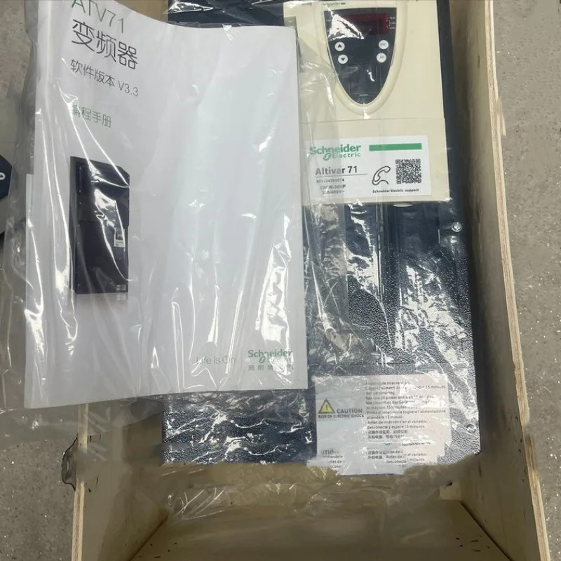 인버터 ATV71HU55N4Z