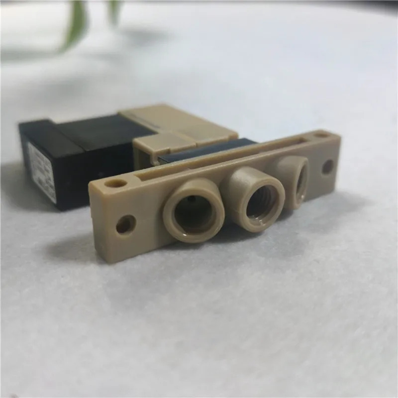 Burkert 솔레노이드 밸브 6604T 0.6 CC 양방향 3방향 내식성 6604