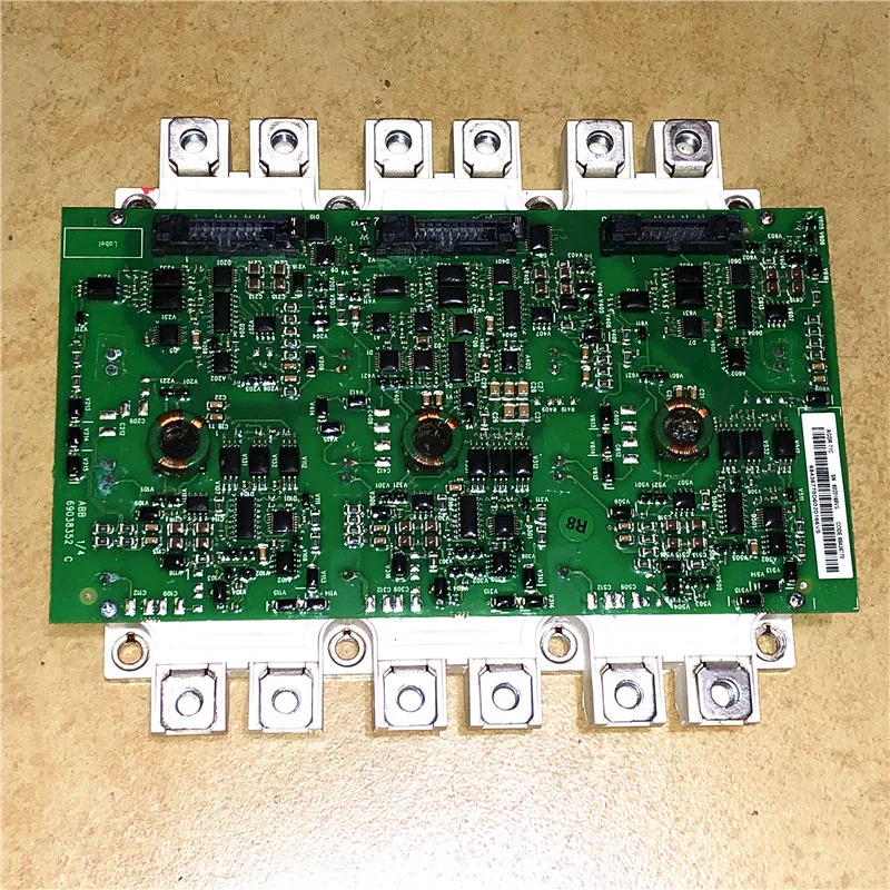 FS450R12KE3/AGDR-71 FS450R17KE3 부품은 ABB 인버터 드라이브 보드