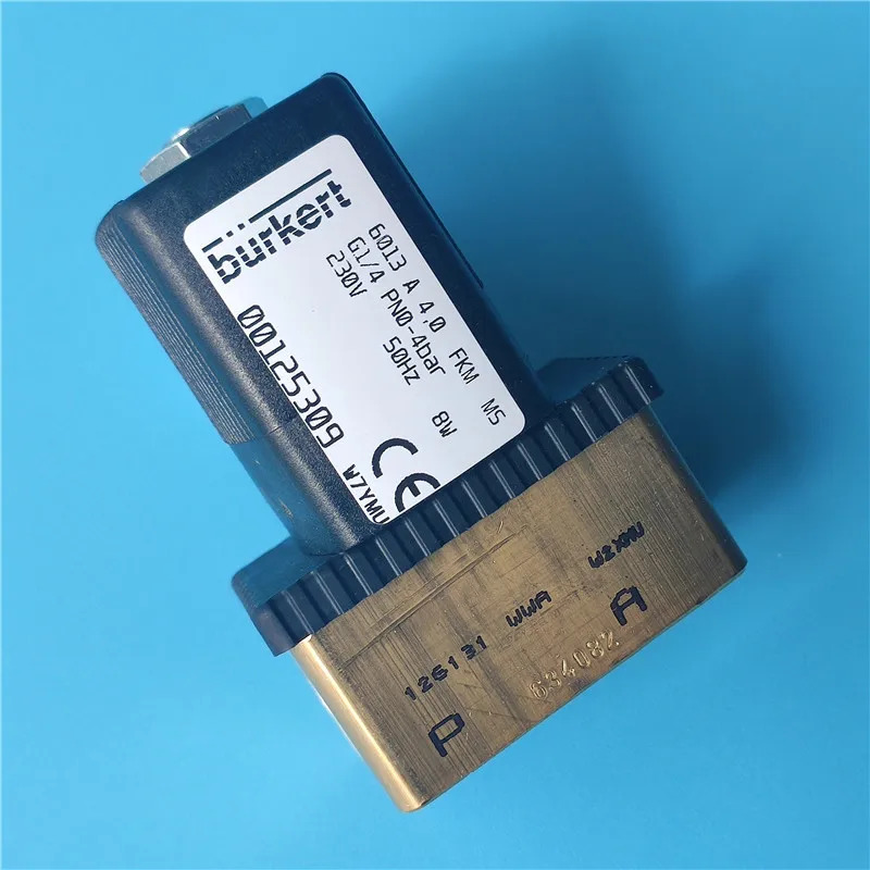 Burkert 솔레노이드 밸브 6013 A 4.0 FKM G1/4 0-4bar 230V 00125309