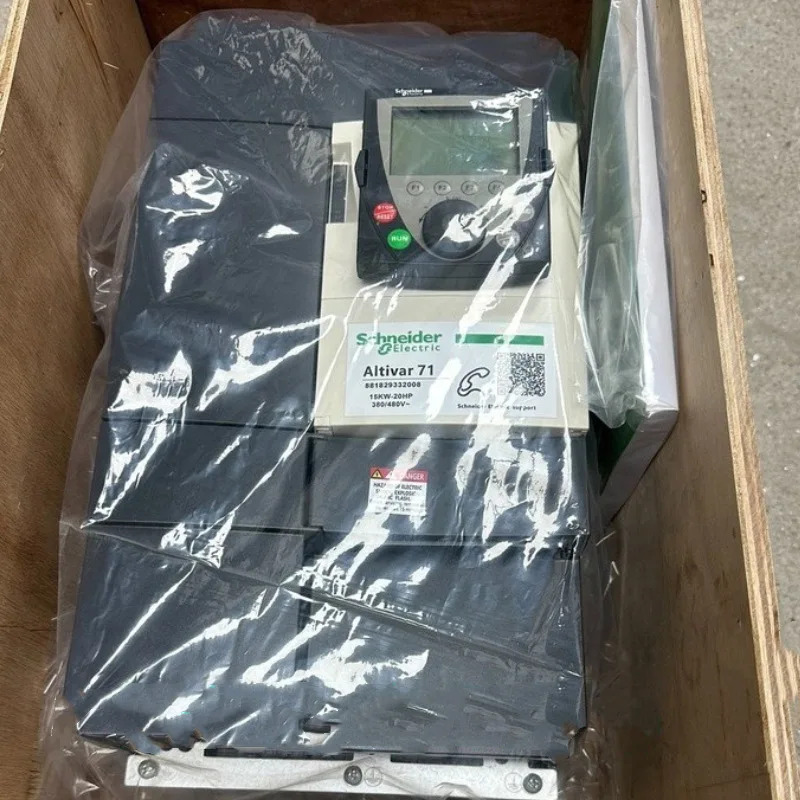 인버터 ATV71HU55N4Z