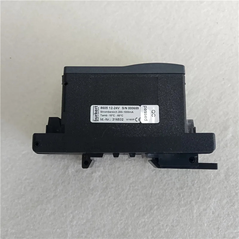 Burkert8605 비례 밸브 컨트롤러 12-24V 200-1000mA 00316532