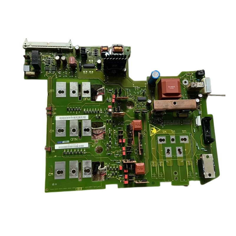 6SE7027-2TD84-1HF3 부품은 Siemens 인버터 6SE7024-7TD84-1HF3-1HF4-1HF5