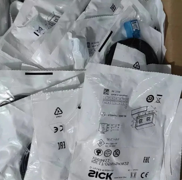 IQE17-05NPSKW2S 독일 SICK 오리지널 센서 품목 1069411