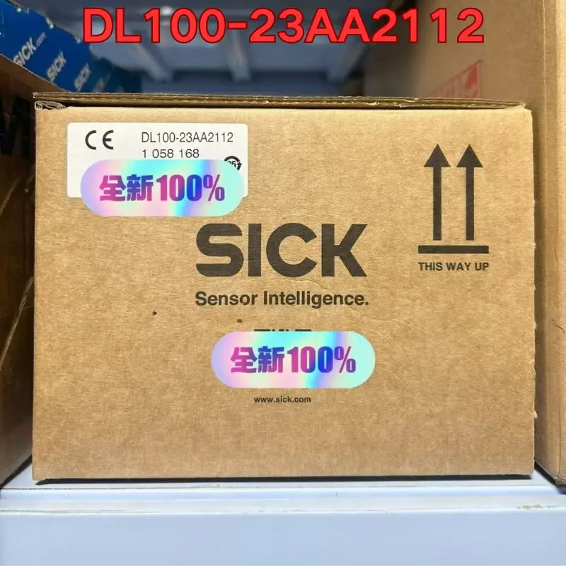 DL100-23AA2112 레이저 거리 측정기 센서