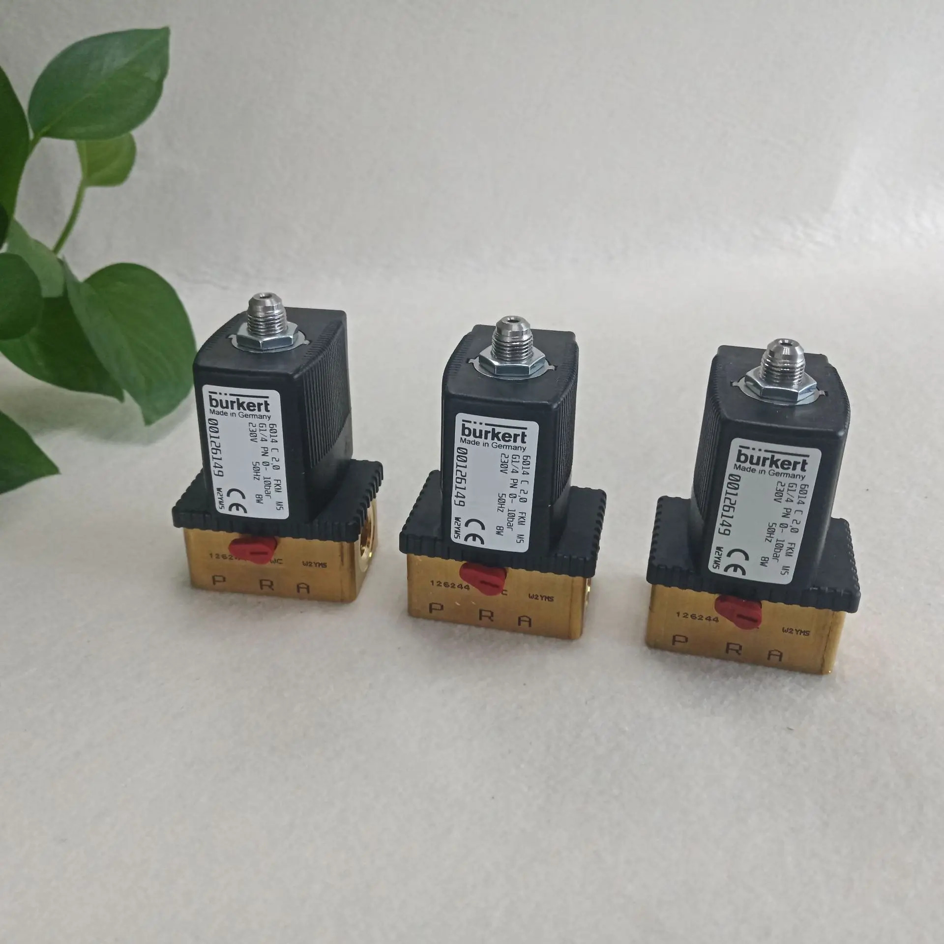 Burkert 솔레노이드 밸브 6014 C D T 2.0 FKM MS VA Bode 2위치 3방향 배기 Bodi