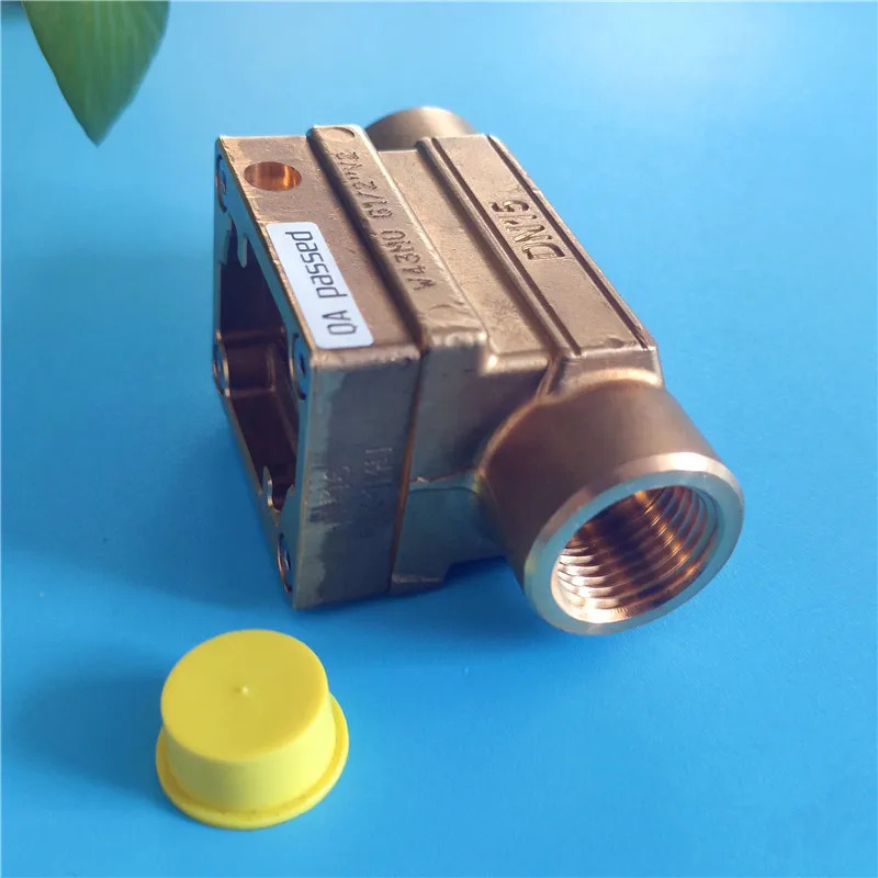 Burkert 블로워 유량계 S030 G1 1/2 유체 센서 00423980 00423984