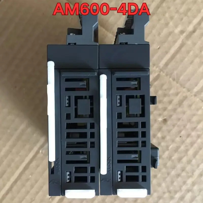리퍼 PLC 모듈 AM600-4DA 기능 정상