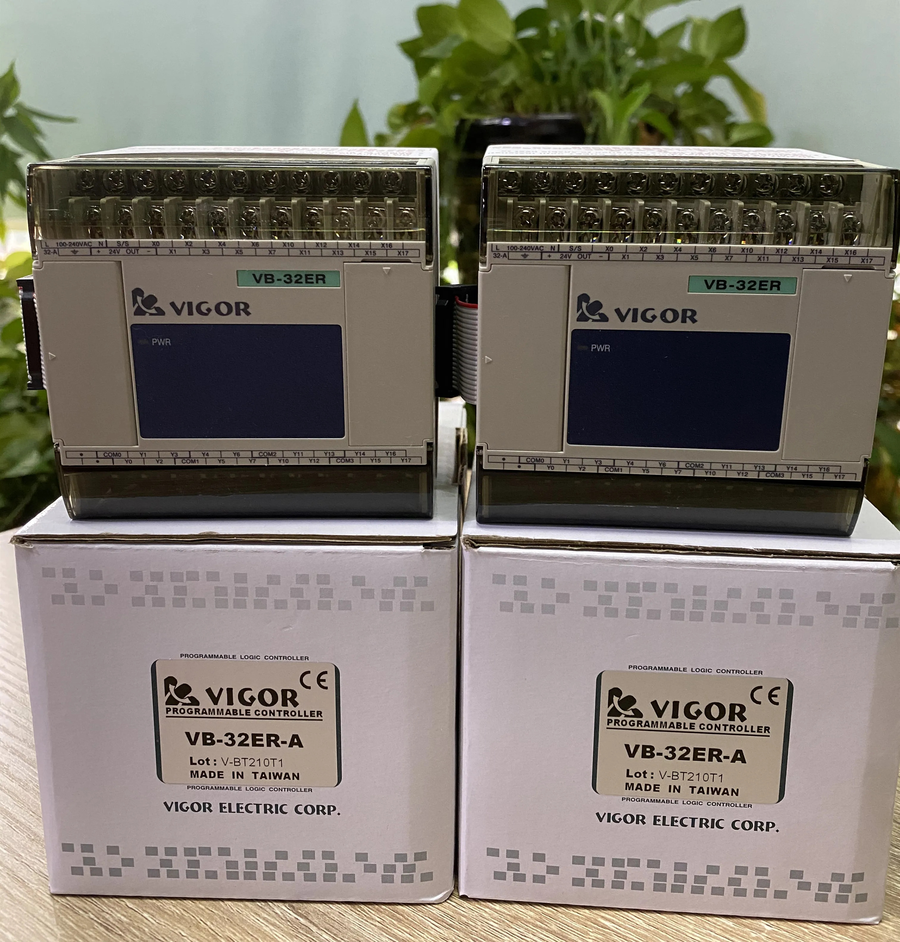 오리지널 대만 Fengwei Plc VB-32ER-A VB-32ET-A-AC VB-32XYR 32XYT