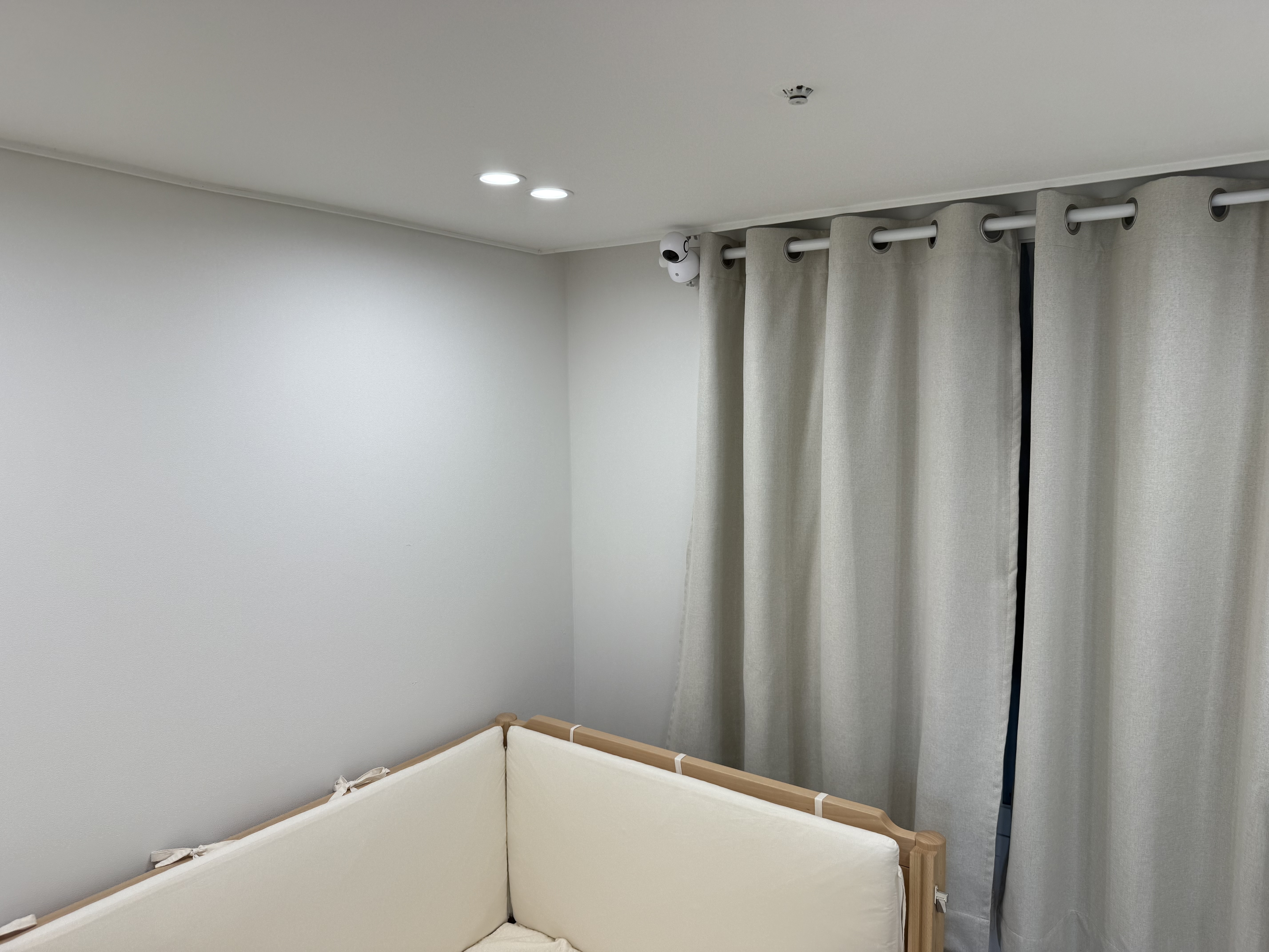 홈캠거치대 이글루캠 헤이홈 타포 샤오미 티피링크 호환 cctv 펫캠 베이비캠 몰딩 집게형 이미지 7