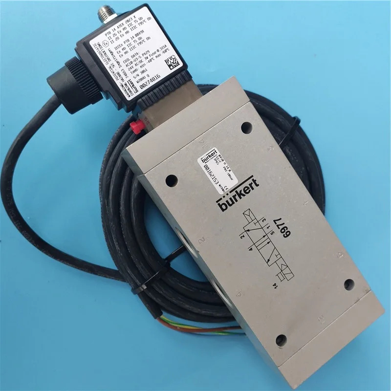 Burkert 다방향 슬라이드 밸브 0450 솔레노이드 H 14.0 G1/2 00162153