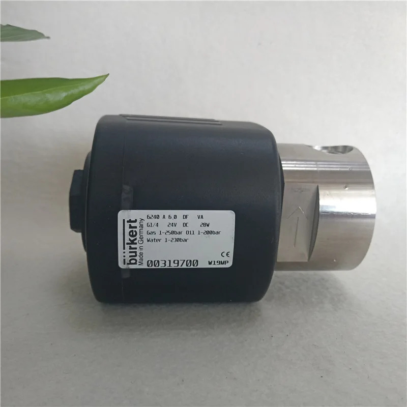Burkert 6240A 솔레노이드 밸브 직동식 2위치 3방향 000319700 00226664