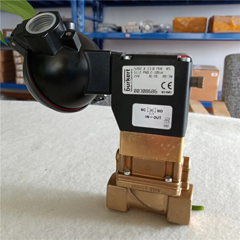 솔레노이드 밸브 burkert5282 A 3/4 FKM SS NPT1/2 00329304 00308686