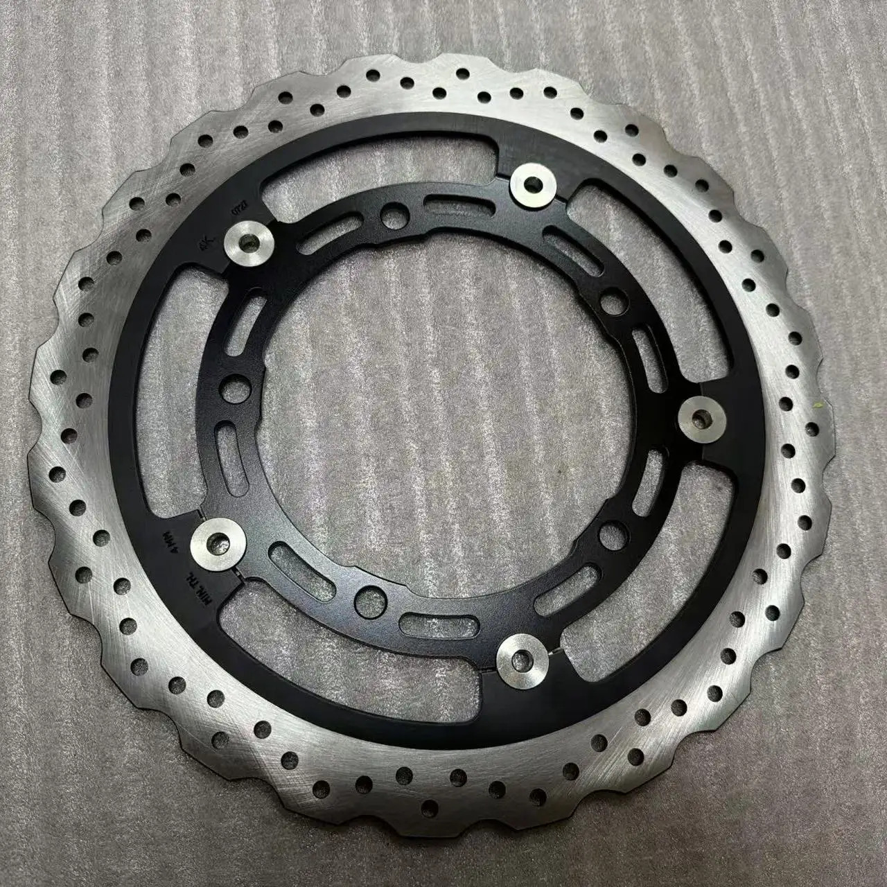 부품은 kawasaki 21-24 Z400/ninja400 오리지널 프론트 브레이크 액세서리