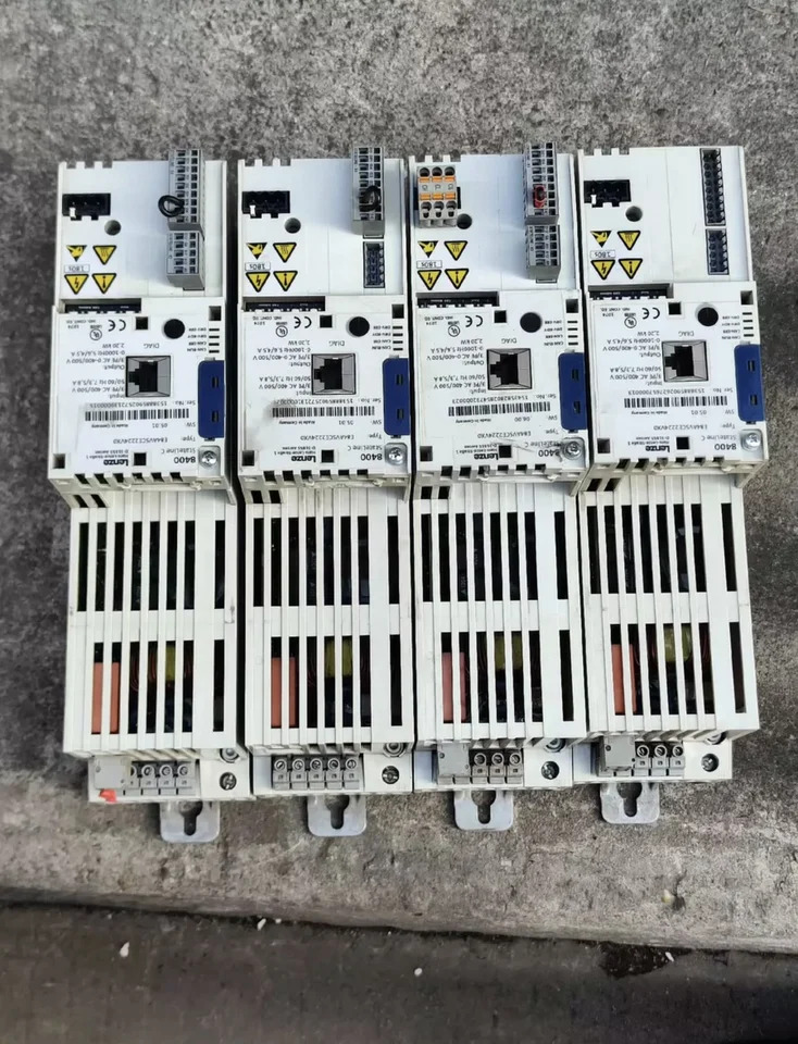 리퍼 렌즈 8400 주파수 변환기 E84SCE2224VX0 3상2.2KW