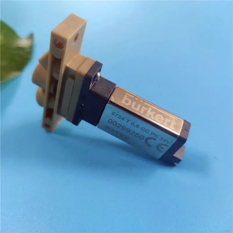 Burkert 솔레노이드 밸브 6724 00299245 246 247