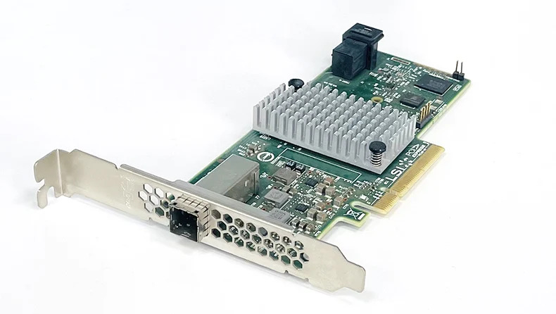 SAS 9300-4i4e 어레이 카드 12Gb PCI-E3.0 SFF8643 패스스루 HBA 확장