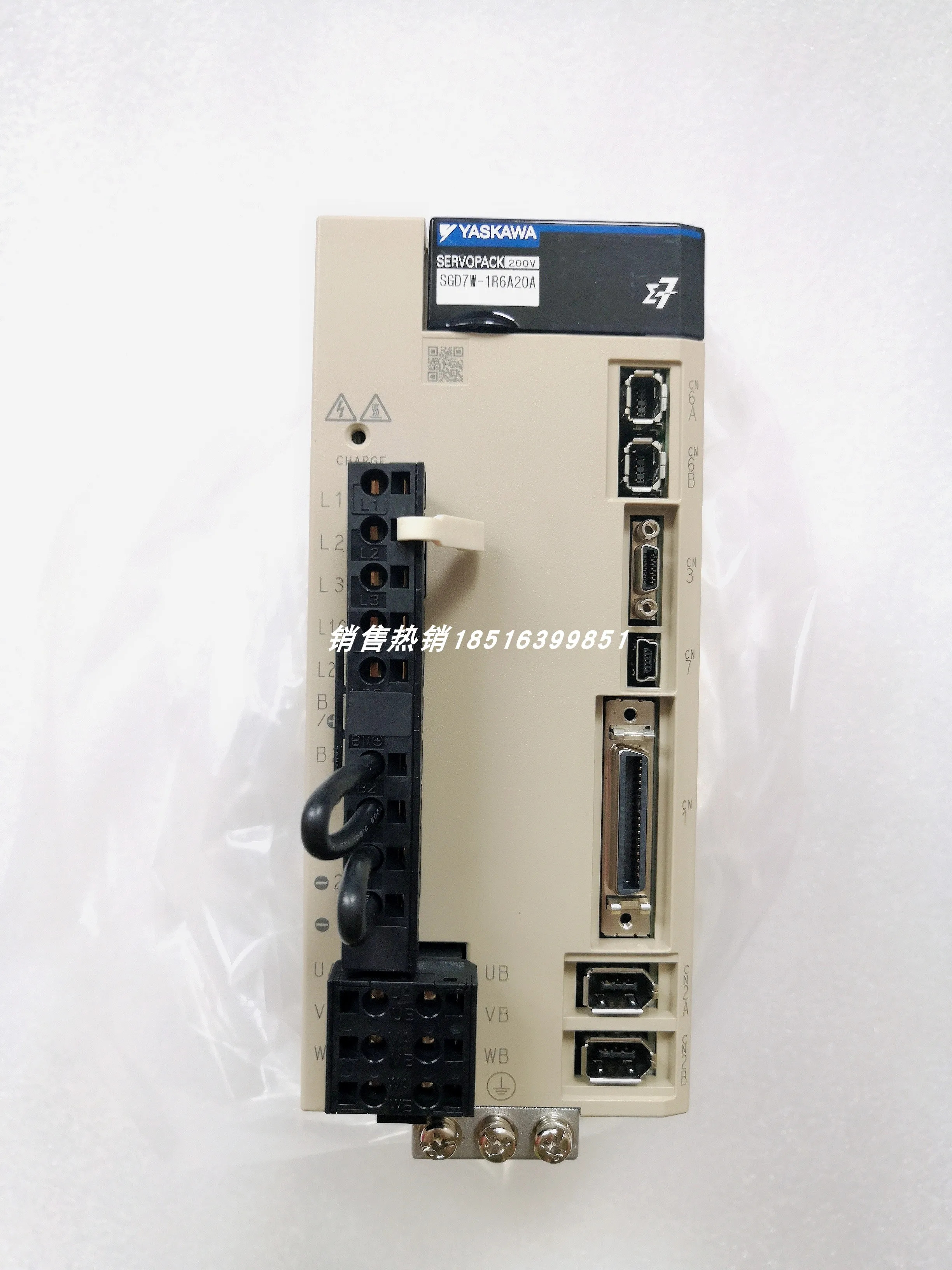 SGD7W-1R6A20A Yaskawa 서보 드라이브 포장