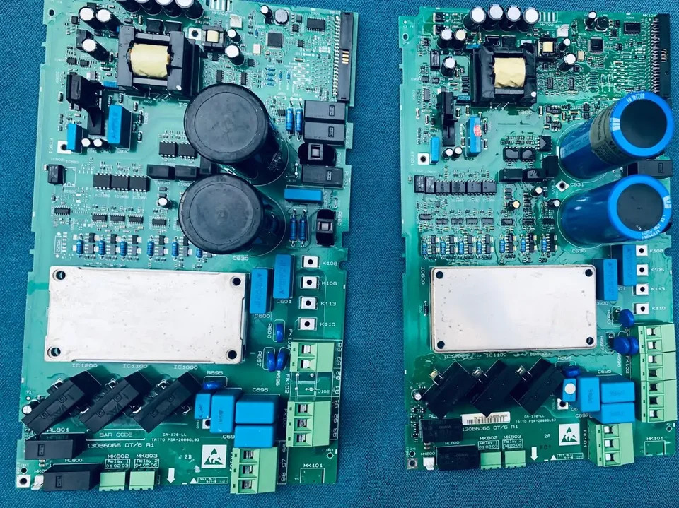 주파수 변환기 FC302 시리즈 11-18.5KW 파워 보드 드라이버 130B6066