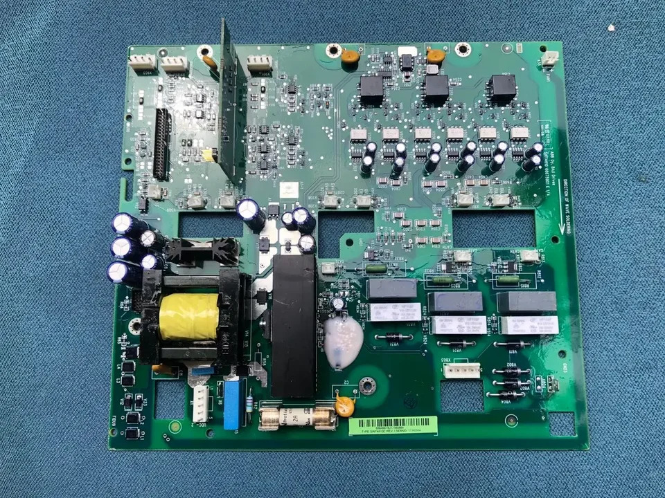메트리거 파워 보드 드라이버 SINT4611C ABB 주파수 컨버터 ACS510 시리즈 132-160KW