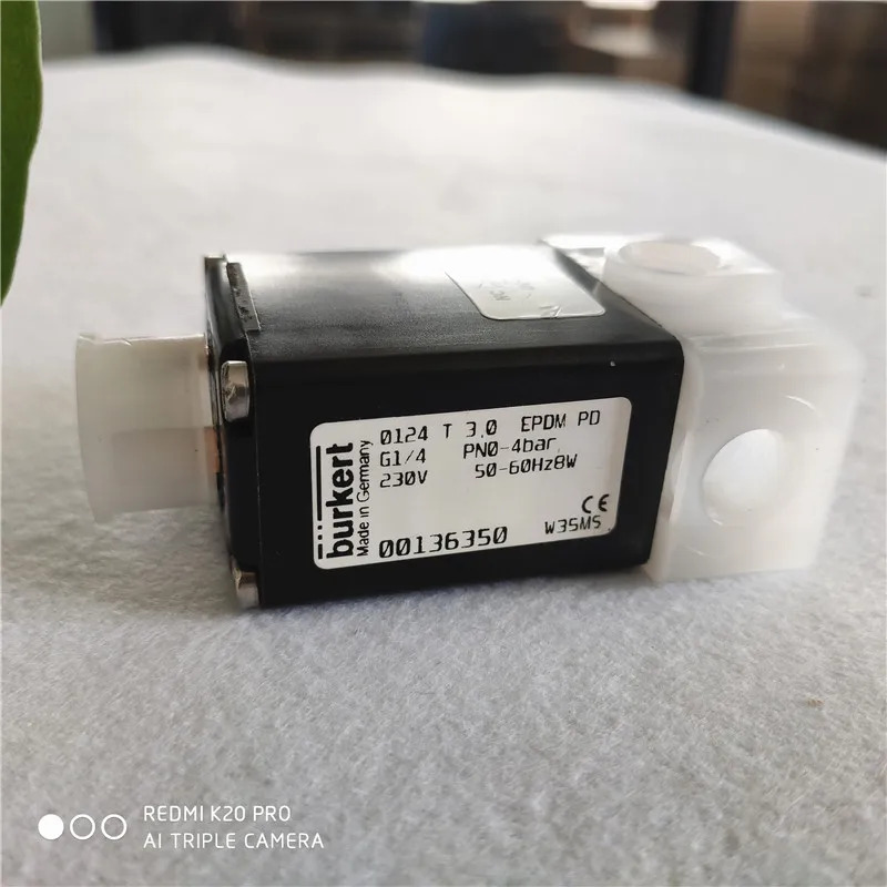 버커트 솔레노이드 밸브 0124 T 3.0 EPDM PD G1/4 PN0-4bar 00136350
